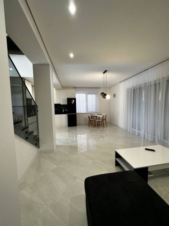 Здається в оренду котедж, р-н. Ядзакі - фото 1