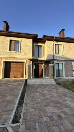 Оренда 3к Таунхасу Осокорки 215 м - фото 1