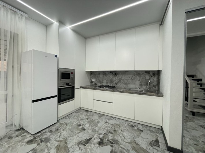 ОРЕНДА таунхаусу на перемичці - фото 1