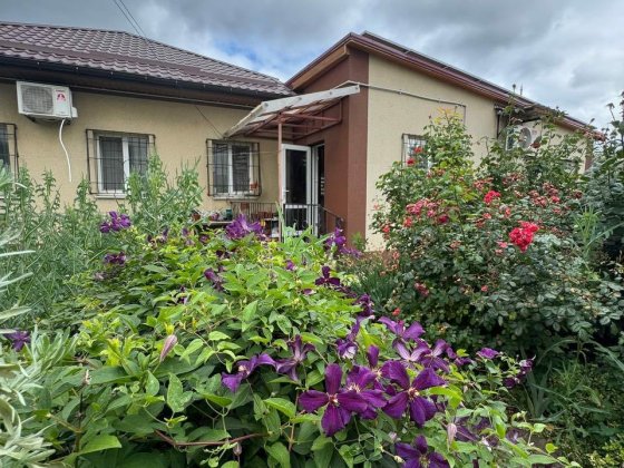 Сдам 3к дом .Свой двор. Место для авто . Дніпро