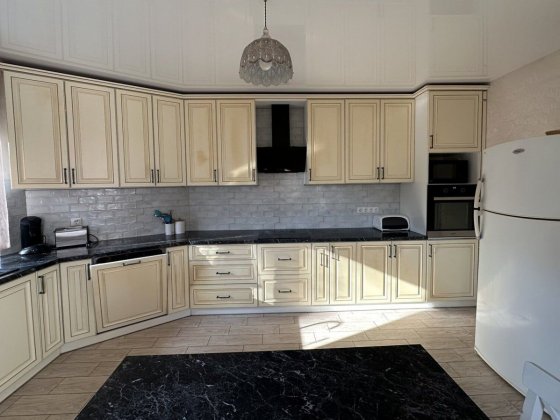 Здається чудовий 4 кімнатний Будинок на Вінницьких Хуторах. Винница