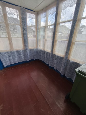 Частина будинку, частично з меблями,6 тис - фото 1