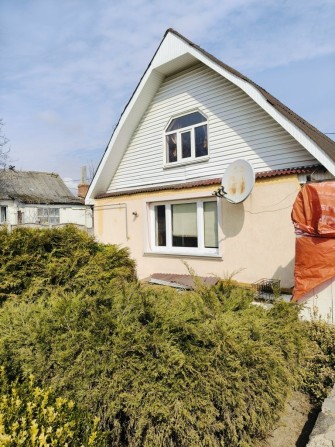 Здається в оренду будинок на Сосновій, біля монастиря. В будинку є все - фото 1