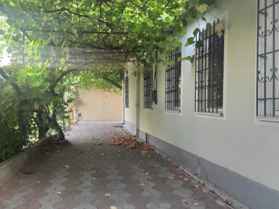 Сдам  2-х эт дом пр Науки . Дніпро