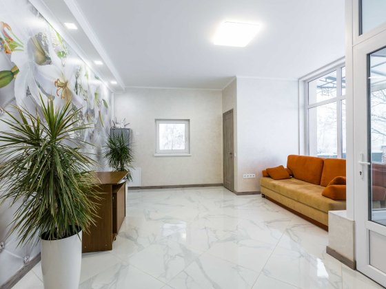 Оренда будинку 380 м2 - 12 кімнат на Рясному. Власний заїзд Львів