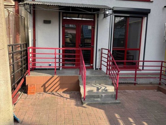 Здам будинок можна жити і працювати Львів