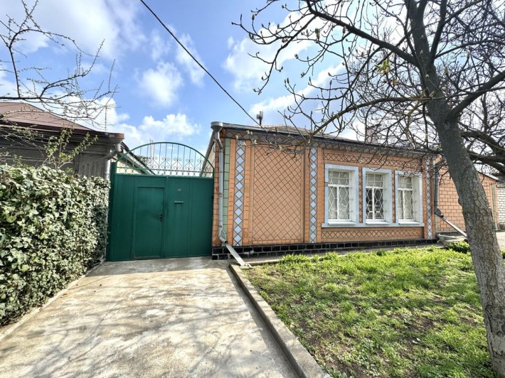 Затишний будинок в оренду в центрі міста, вул. Котельна - фото 1