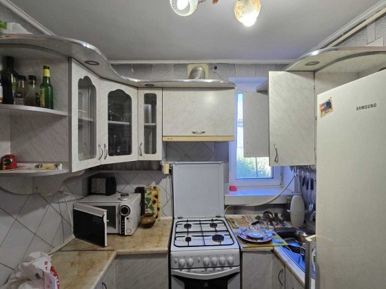 Здається в оренду затишний 3-кімнатний будинок поблизу ТЦ Портал на вул. Лєскова