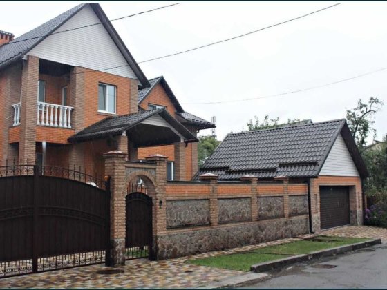 Оренда будинку Для сімʼї Під офіс метро Святошин Киев