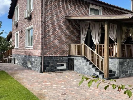 Оренда будинку Теремки 2  300 м²  генератор  укриття  тепловий насос Киев