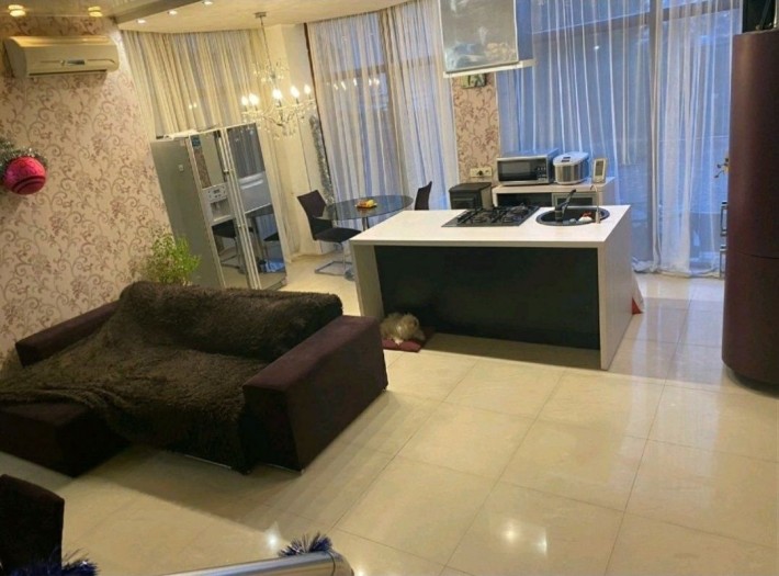 Сдам Дом с Генератором и Бассейном в Совиньоне 130м. Бассейн. Место дл - фото 1