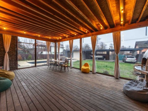 Русанівські сади Будинок 2к 150 кв.м Басейн Тераса 6 соток Киев