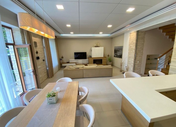 Сдам Новый стильный 4-ком Дом с Бассейном на Фонтане. 9 ст. Большого ф - фото 1