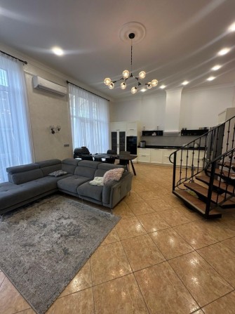 Аренда Стильного Дома на 10 ст Большого Фонтана - фото 1