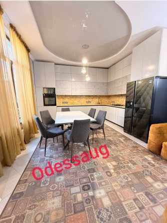 Первая Аренда 4-ком Дом на 12 Фонтана, 185м. - фото 1