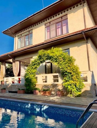 Аренда ХОЗЯЙСКОГО дома в Совиньоне - фото 1