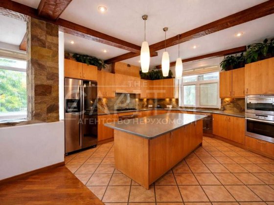 ОРЕНДА преміального будинку в самому серці Печерська| Можливо під офіс Киев