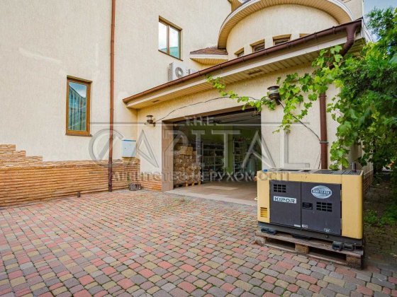 Чудовий будинок з власним басейном та сауною та ще й біля Дніпра в КМ в Києві Оболонь Богатирська Чо Київ