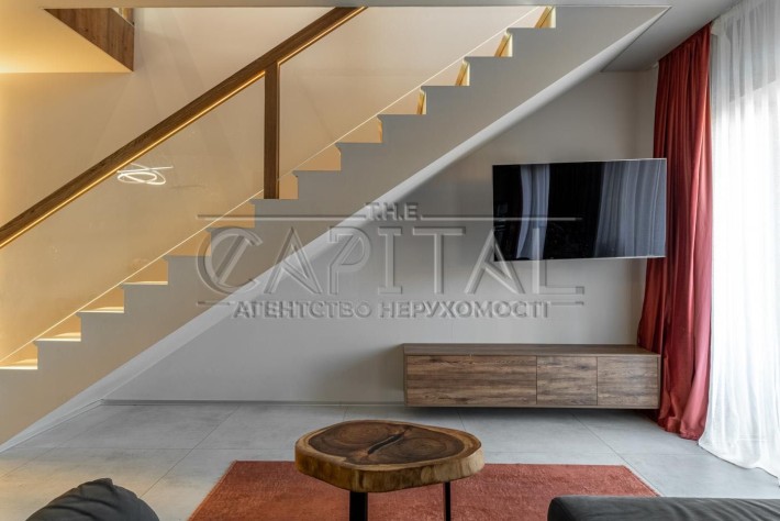 БУДИНОК з дизайнерським ремонтом. АВТОНОМНИЙ! - фото 1