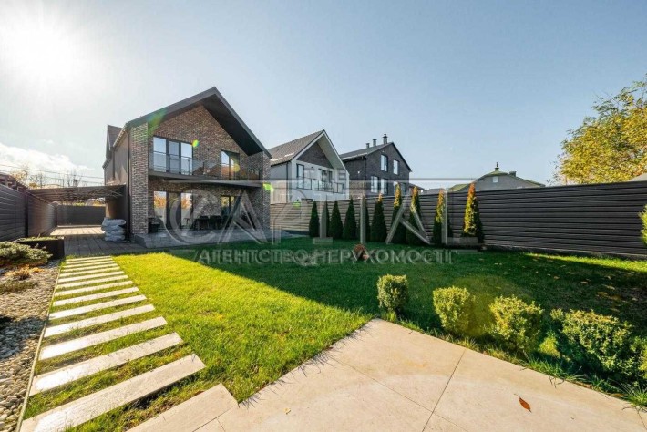 Оренда будинку у Києві\ 5 -спалень вул. Березова\Голосіївський р-н - фото 1