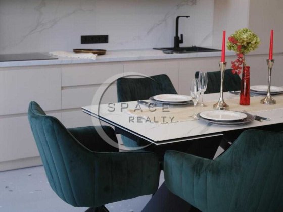 Оренда 4-кім. таунхауса з ексклюзивним ремонтом, 159 кв. Киев.інвертор Киев