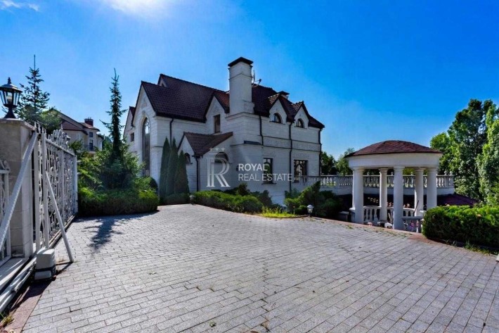 Оренда резиденції 1107 м² у Києві Під посольство, представництво басейн, SPA - фото 1