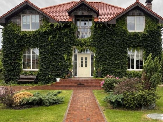 Оренда / Будинок / вул. Курганна, Гатне/227м2/12 соток/ГАЗ/ГЕНЕРАТОР/ПІДВАЛ Гатное