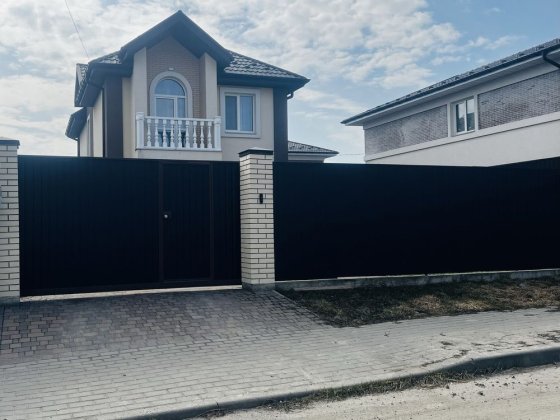 Оренда будинку для сім’ї під маленький офіс Генератор Петропавловская Борщаговка