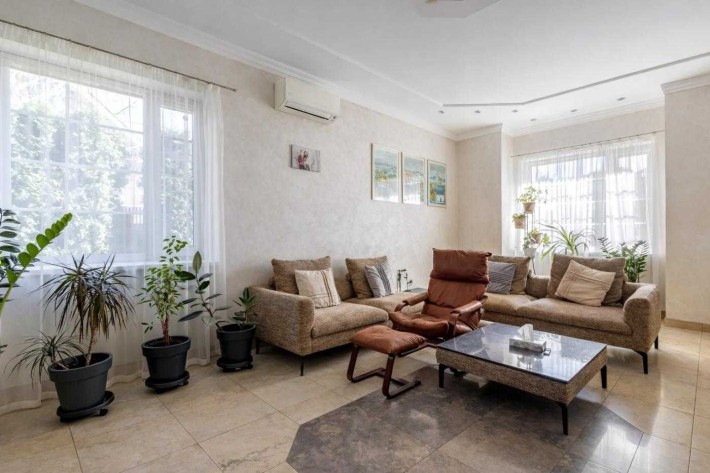 На оренду пропонується сучасний якісний та комфортний будинок на Петропавлівській Борщагівці автоном - фото 1