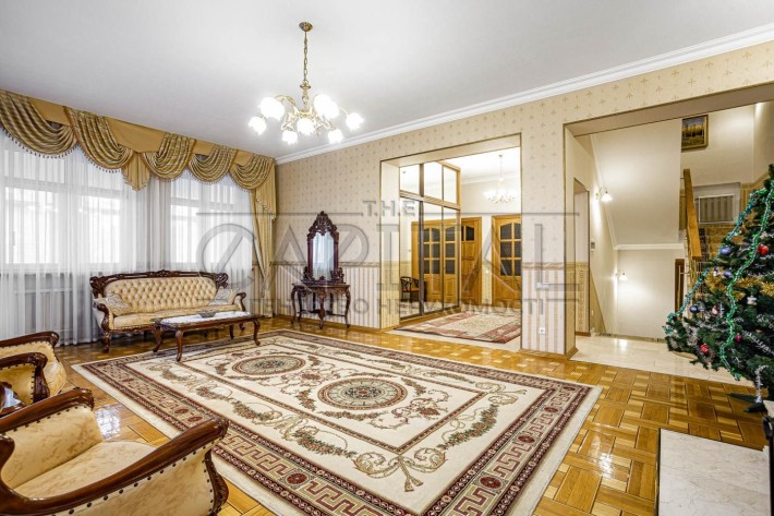 Аренда дома 1500м2,  Козин, Обуховский р-н - фото 1