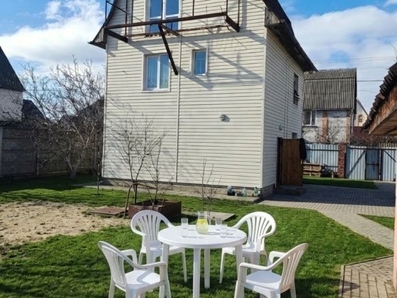 Оренда Будинок 4 шлюз  кооператив Одіссей  вул.Центральна Вишеньки