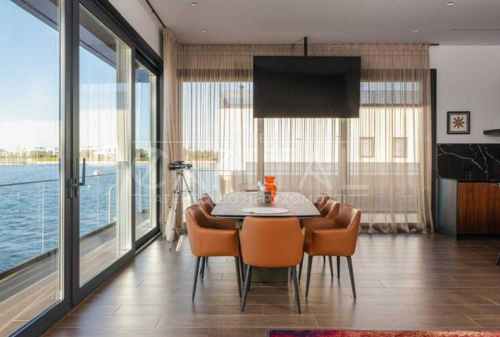 ПЕРША ЗДАЧА! Оренда РОЗКІШНОГО будинку на воді. Вишеньки, Zoloche. - фото 1