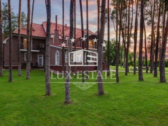 Оренда  шикарного будинку в закритому КГ Французьке містечко Козин