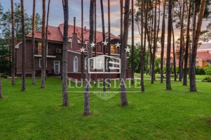 Оренда  шикарного будинку в закритому КГ Французьке містечко - фото 1