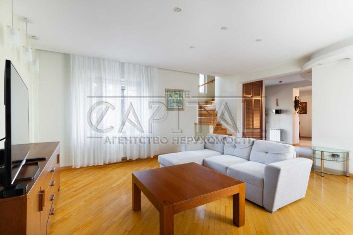 Оренда Таунхаус 170м2 котеджне містечко біля озера КОЗИН - фото 1