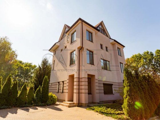 Аренда дома для жизни, под офис, пансионат 400м2 в с.Козин Козин