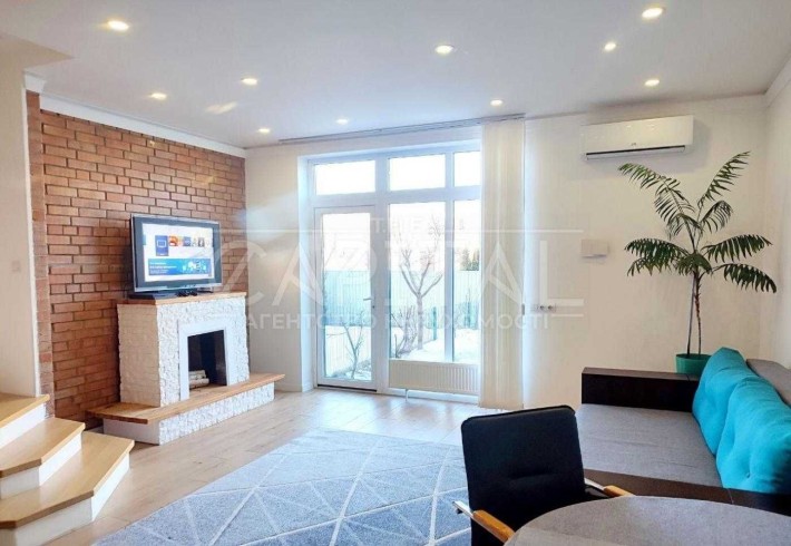 Оренда сучасного таунхаусу з генератором у КМ Балатон Нові Петрівці - фото 1