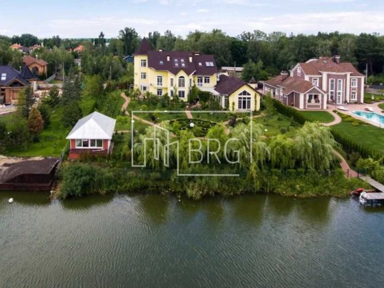 Аренда дома с причалом  выход на Козинку Конча Заспа от собственника Козин