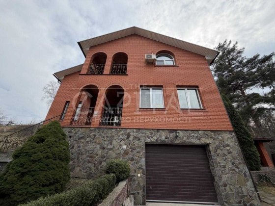 Здається в оренду сучасний 3-поверховий будинок в Лісниках 8 соток Лесники