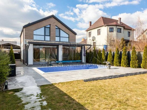 Оренда / Будинку з Басейном / Глеваха / Повна Автономність / Газовий котел Глеваха