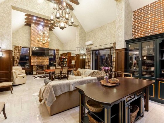 Пропонується в оренду будинок Бобриця-Парк з басейном спортзалом та джакузі Бобрица