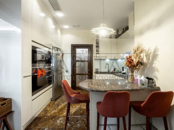 Оренда будинку/Іванковичі/Басейн/Сауна/Газовий котел/Автономний/65 сот Иванковичи