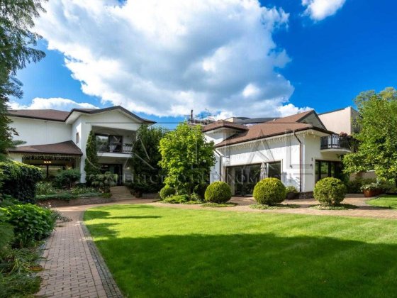 УНІКАЛЬНИЙ Будинок 1200м2 65 соток Іванковичі в Закритому КМ ГАЗ Автономний Іванковичі