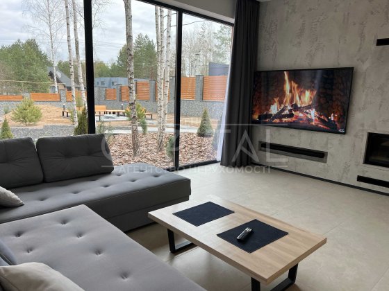 Оренда сучасного будинку в Скандинавському стилі в лісі, Гореничі Капитановка