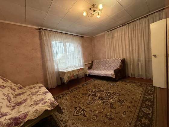 Здається пів будинку в селі М.Олександрівка Бориспільський район Мала Олександрівка