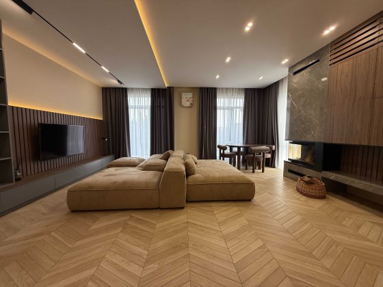 Оренда будинку преміум-класу з каміном та двором | 129 м² | Eastville Малая Александровка