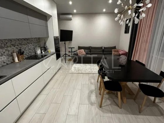 Оренда затишного сімейного будинку з терасою та BBQ-зоною | довгостроково Осещина