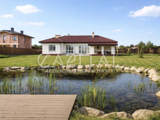 Оренда будинку Новосілки з власним еко-озером Новосілки