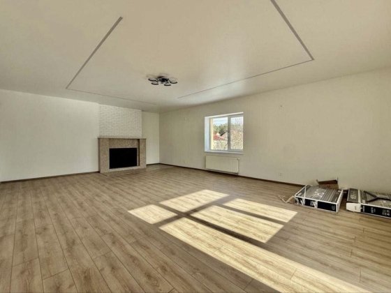 Оренда будинку Все нове Під офіс, пансіонат, реабілітацію, для сімʼї Новые Безрадичи