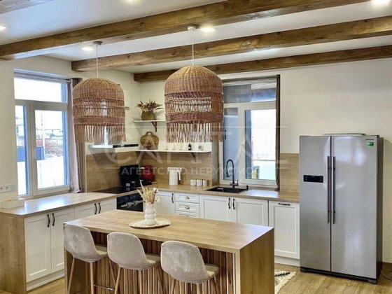 Оренда будинку 160 м² у стилі скандинавського шале, с. Погреби, Броварський р-н Погреби